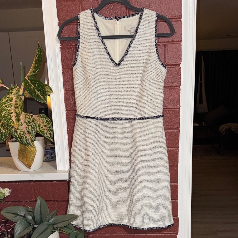 LOFT White and Blue Tweed Sleeveless Mini Dress Size 2